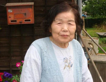 ８３歳で１００歳のおばあちゃんの介護をする田島幸子さん